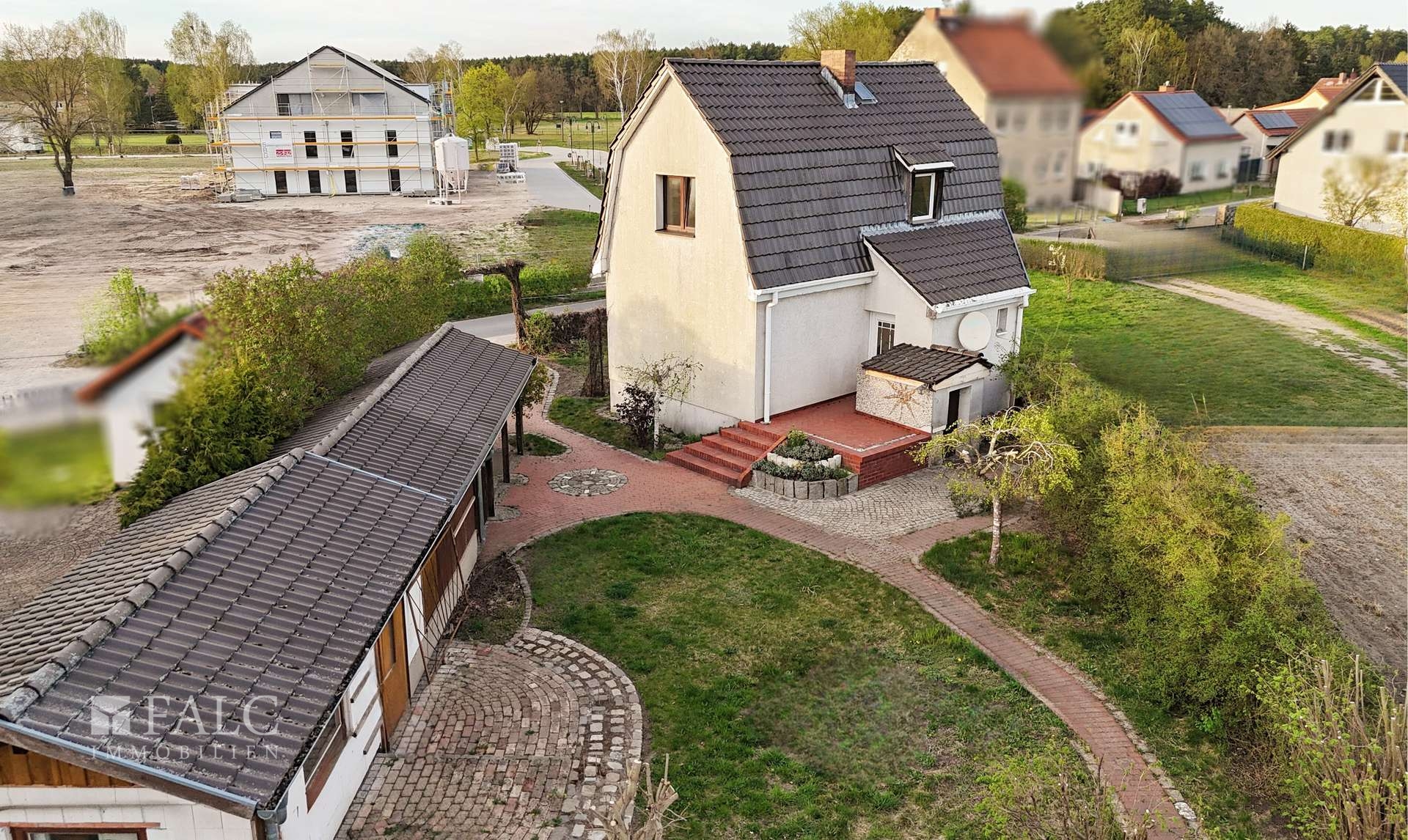 Hausansicht Schuppen